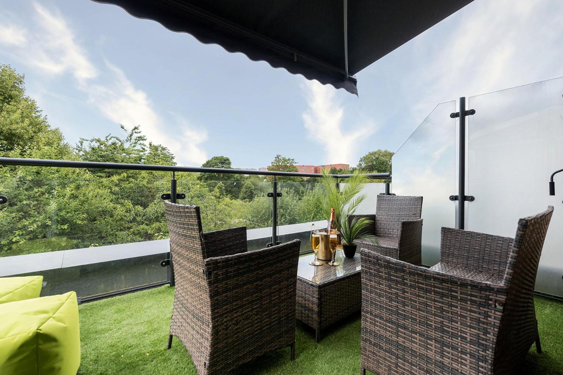 Riverside Villas Manchester Bagian luar foto