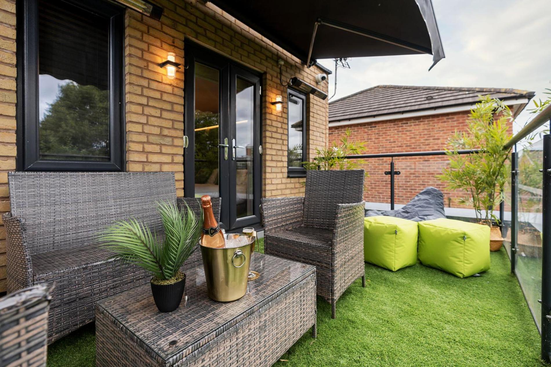 Riverside Villas Manchester Bagian luar foto