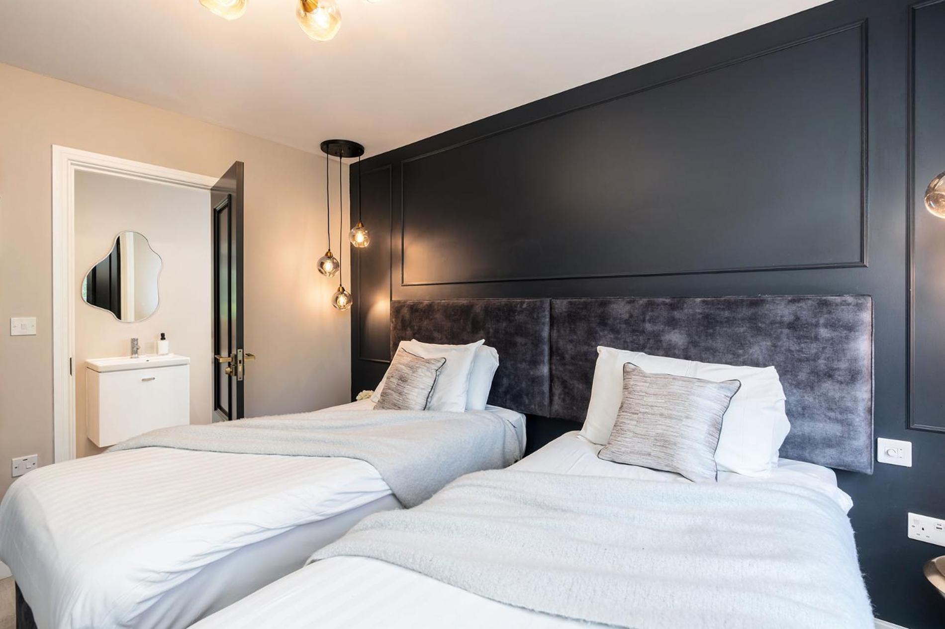 Riverside Villas Manchester Bagian luar foto