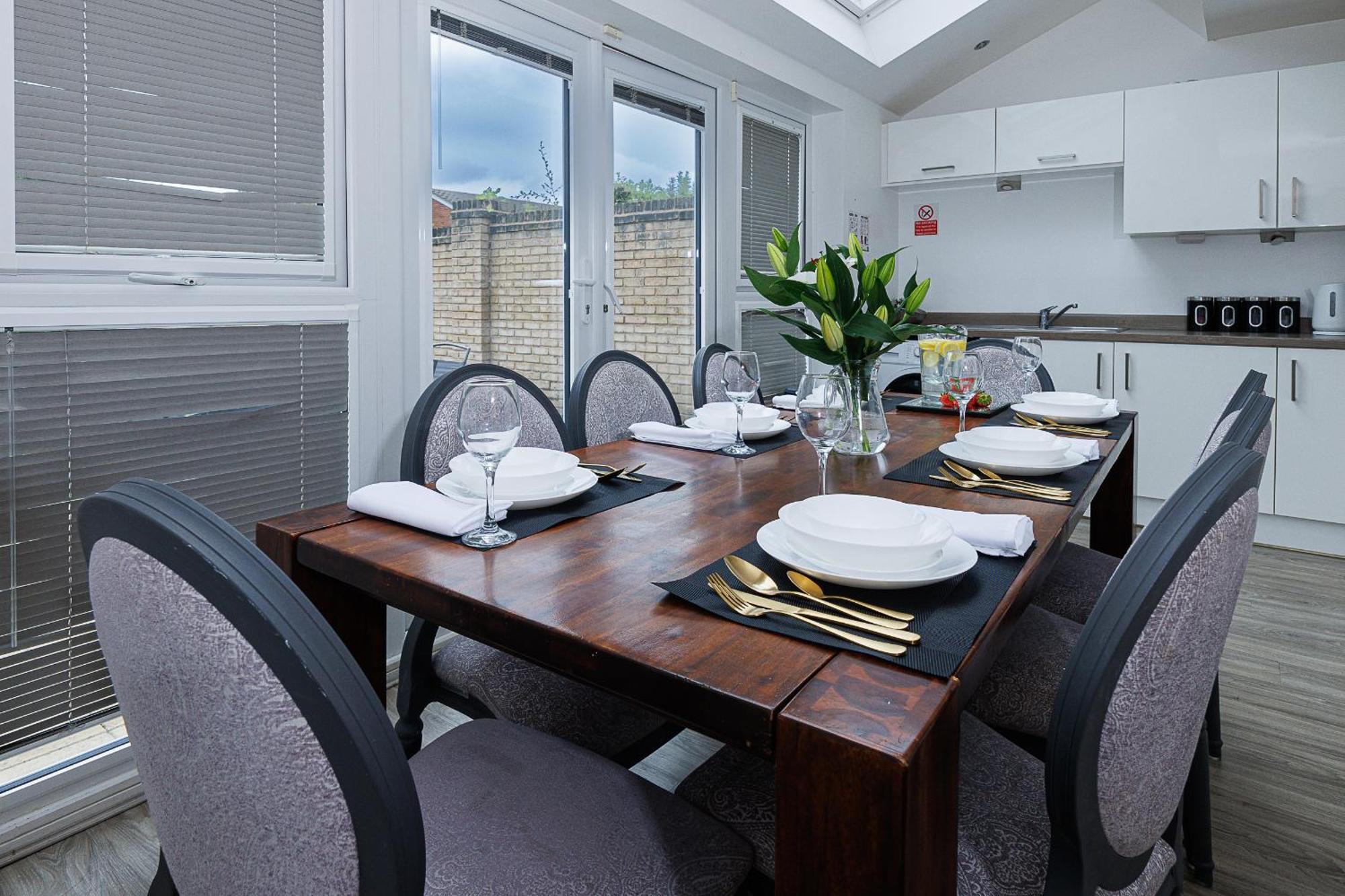 Riverside Villas Manchester Bagian luar foto