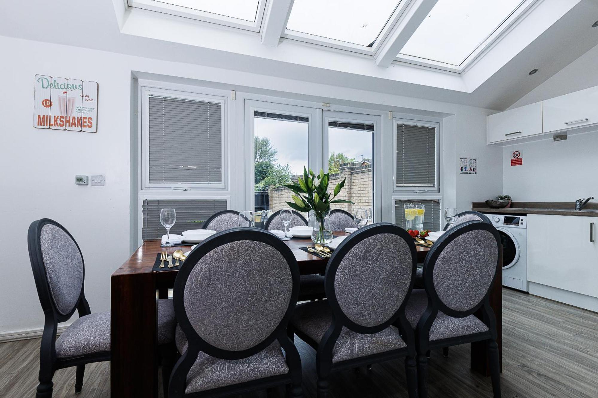 Riverside Villas Manchester Bagian luar foto