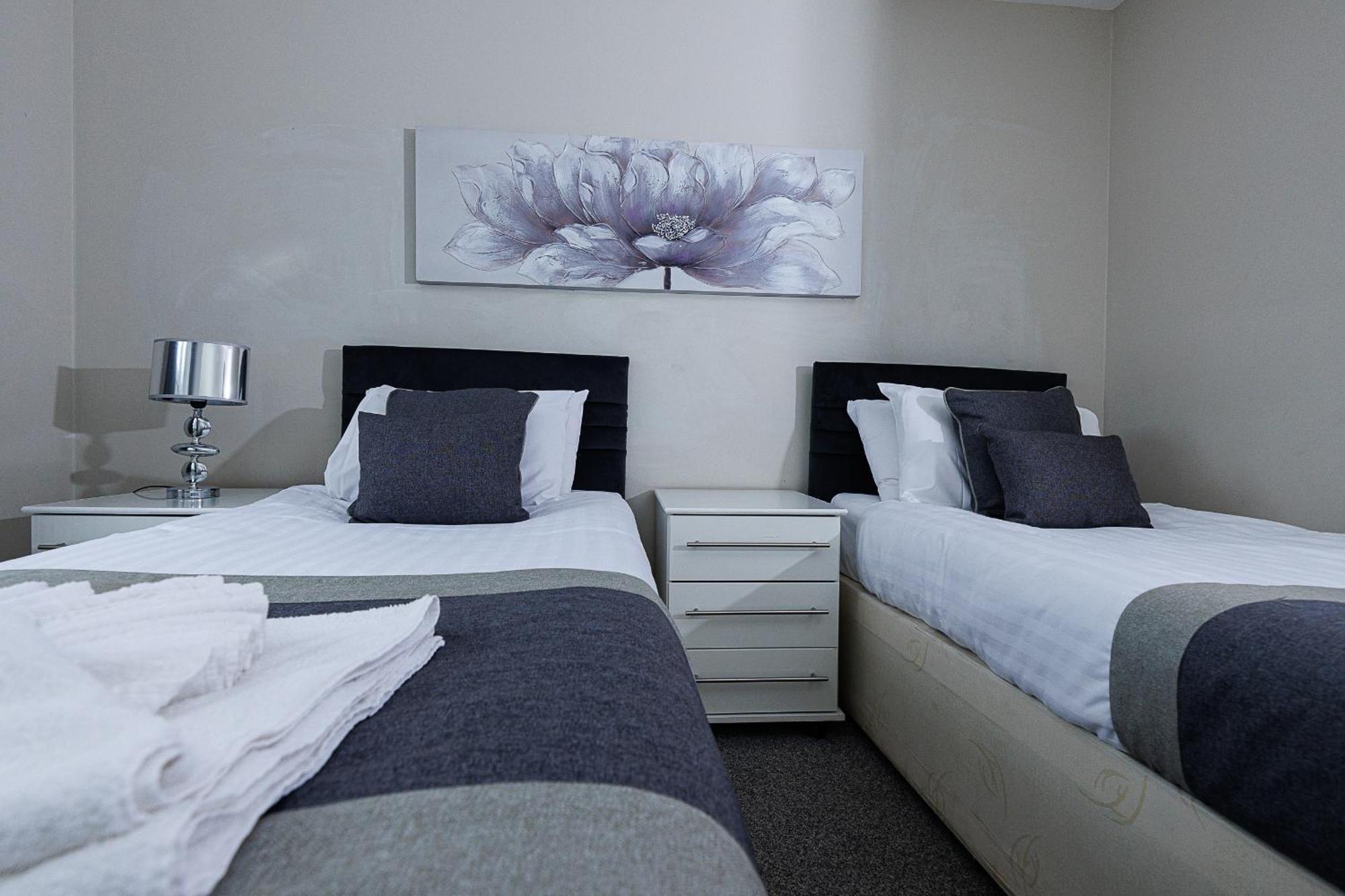 Riverside Villas Manchester Bagian luar foto