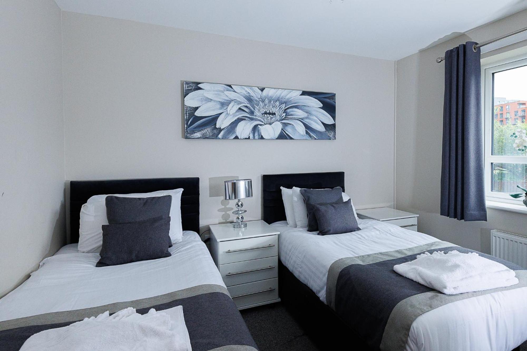 Riverside Villas Manchester Bagian luar foto