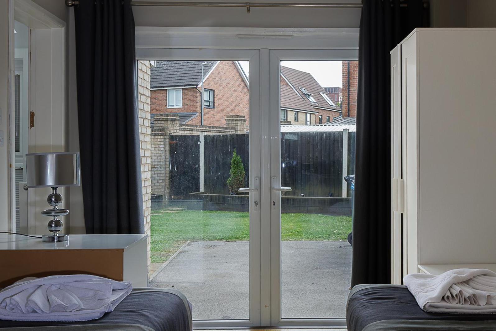 Riverside Villas Manchester Bagian luar foto